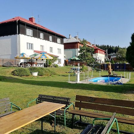 Hotel - Penzion M&M Jáchymov Exteriér fotografie